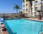 Best Western Plus Lake Elsinore Inn & Suites