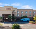 Hampton Inn & Suites Oakland Airport-Alameda