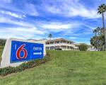 Motel 6 Carlsbad, CA Beach