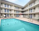 Motel 6 Buena Park, CA - Knotts Berry Farm - Disneyland