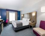 Days Inn & Suites by Wyndham Houston NW Cypress