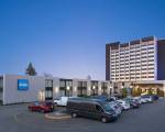 Travelodge by Wyndham Hotel & Convention Centre Quebec City