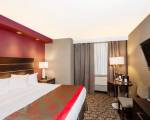 Ramada by Wyndham Niagara Falls by the River