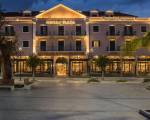 Ionian Plaza Hotel