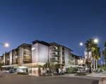 Grand Hotel and Apartments Townsville