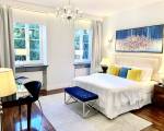 MONDRIAN Luxury Suites & Apartments Old Town Market Square