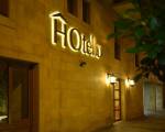 HOtello Guest Suites