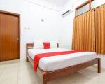 RedDoorz Plus near Alun Alun Selatan