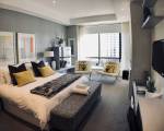 Sandton Skye Suite 604