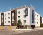 Travelodge Bracknell Central