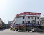 OYO 423 BMS Hotel