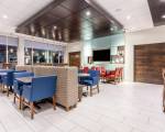 Holiday Inn Express & Suites Florence - Cincinnati