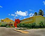 Tropical Winds Apartment Hotel