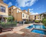 Best Western Northbridge Apartments