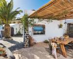 Old Vourvoulos Houses