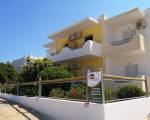 Yiannis Apartments