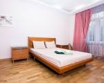 Apartlux on Ploshchad Pobedy