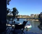 Marina View Apartment on the Maribyrnong River, Melbourne