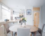 Putney Court - 1 Bed Apartment by BaseToGo