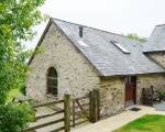 Delightful pet-friendly spacious barn conversion in Exmoor National Park